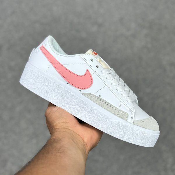 کفش نایک بلیزر ساق کوتاه سفید صورتی Nike Zoom Blazer Low Pink Foam