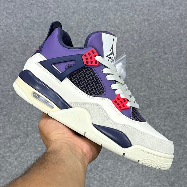 جردن ۴ سفید بنفش