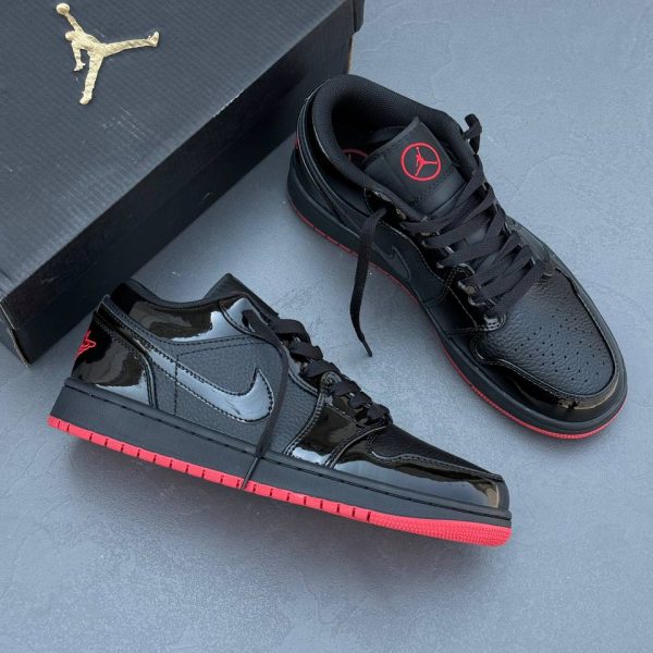 Nike Air Jordan 1 Low Retro Black نایک ایر جردن ۱ لو مشکی زیر قرمز
