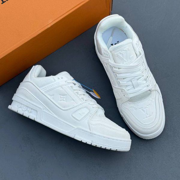 Louis Vuitton LV Trainer White لوییز ویتون تمام سفید
