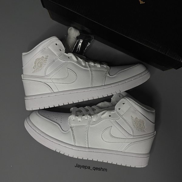 نایک جردن کامل سفید