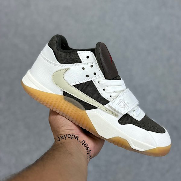 جردن جامپ من تراویس اسکات