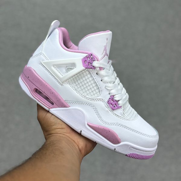 جردن فور سفید صورتی