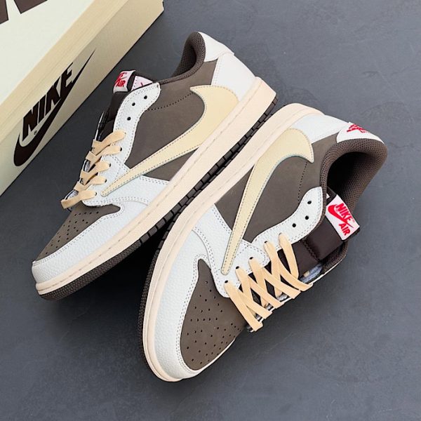 جردن وان تروویس اسکات ریورس موکا