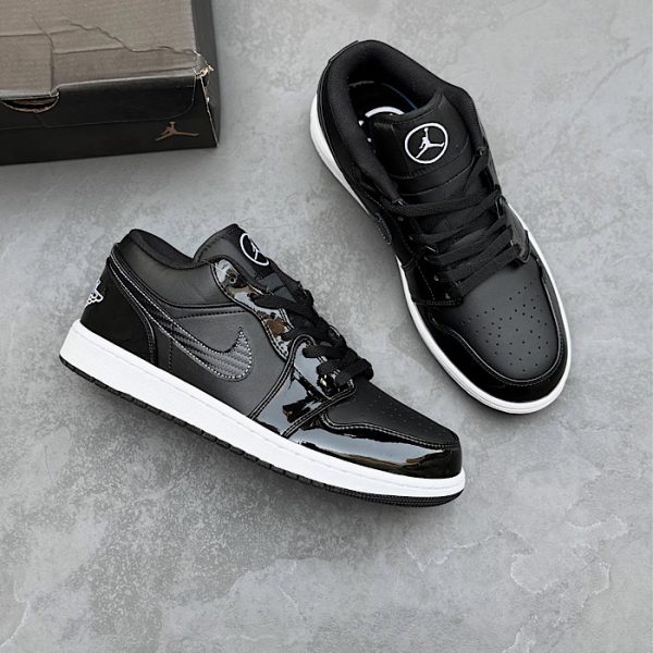 نایک ایر جردن بنز (Jordan 1 benz)