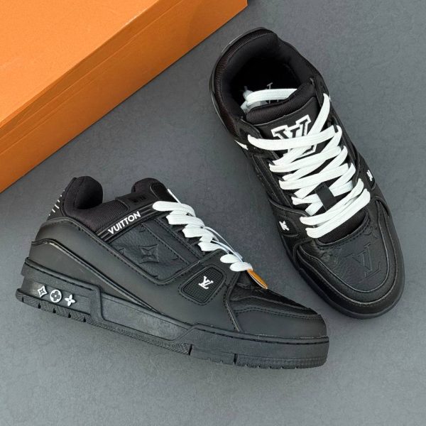 Louis Vuitton LV Trainer لوییز ویتون تمام مشکی