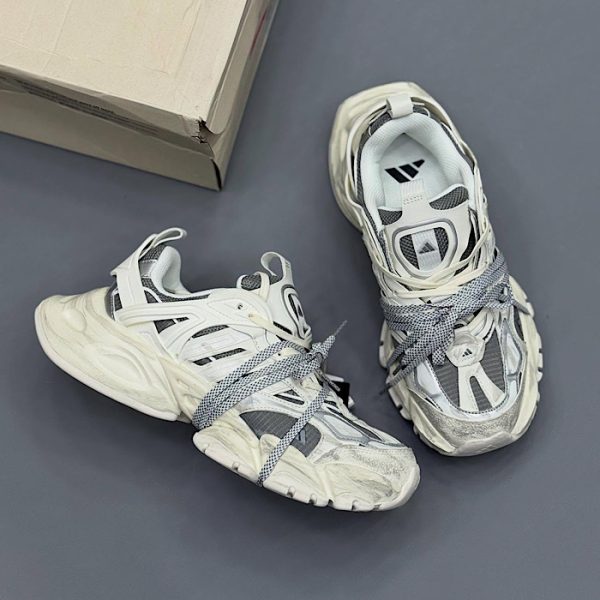 کفش آدیداس ونتو اکس ال جی دیلاکس(adidas Vento XLG Deluxe)