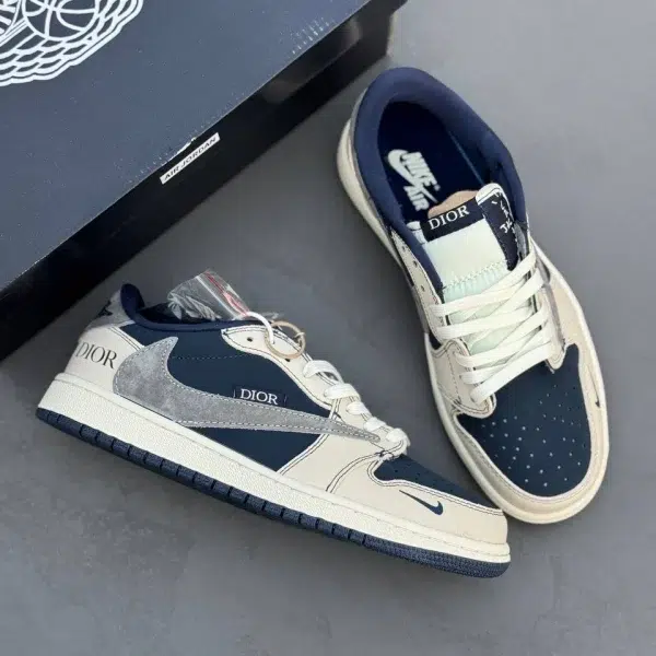 Jordan travis Dior  کتونی تراویس دیور