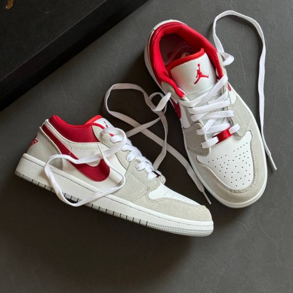 Nike Air Jordan 1 Low نایک جردن پشت قرمز