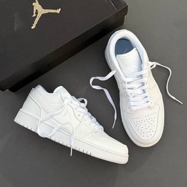 Nike Air Jordan 1 Low Triple White نایک جردن تمام سفید