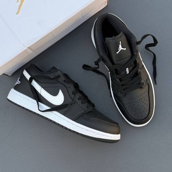 Nike Air Jordan 1 Low نایک ایر جردن وان لو مشکی سفید
