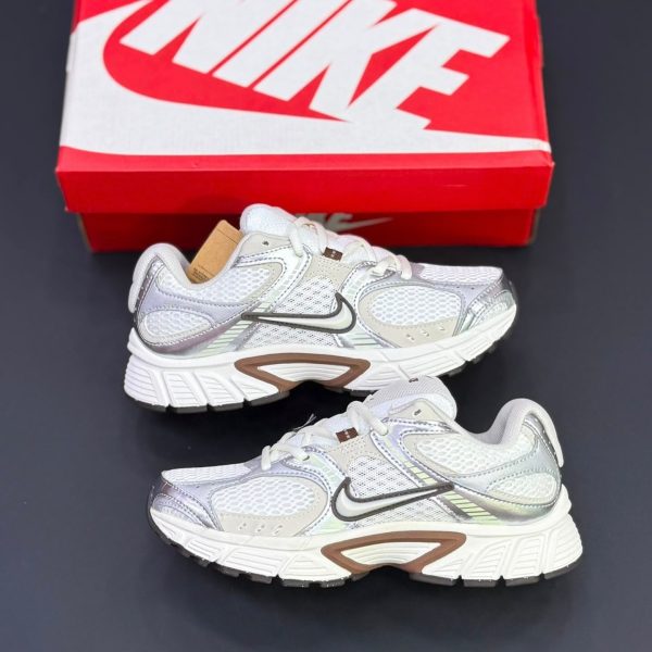 کتونی نایک وی فایو  Nike V5 RNR